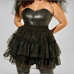 Torrid Black Tulle Tutu Mini Skirt - Size 0 - Large
